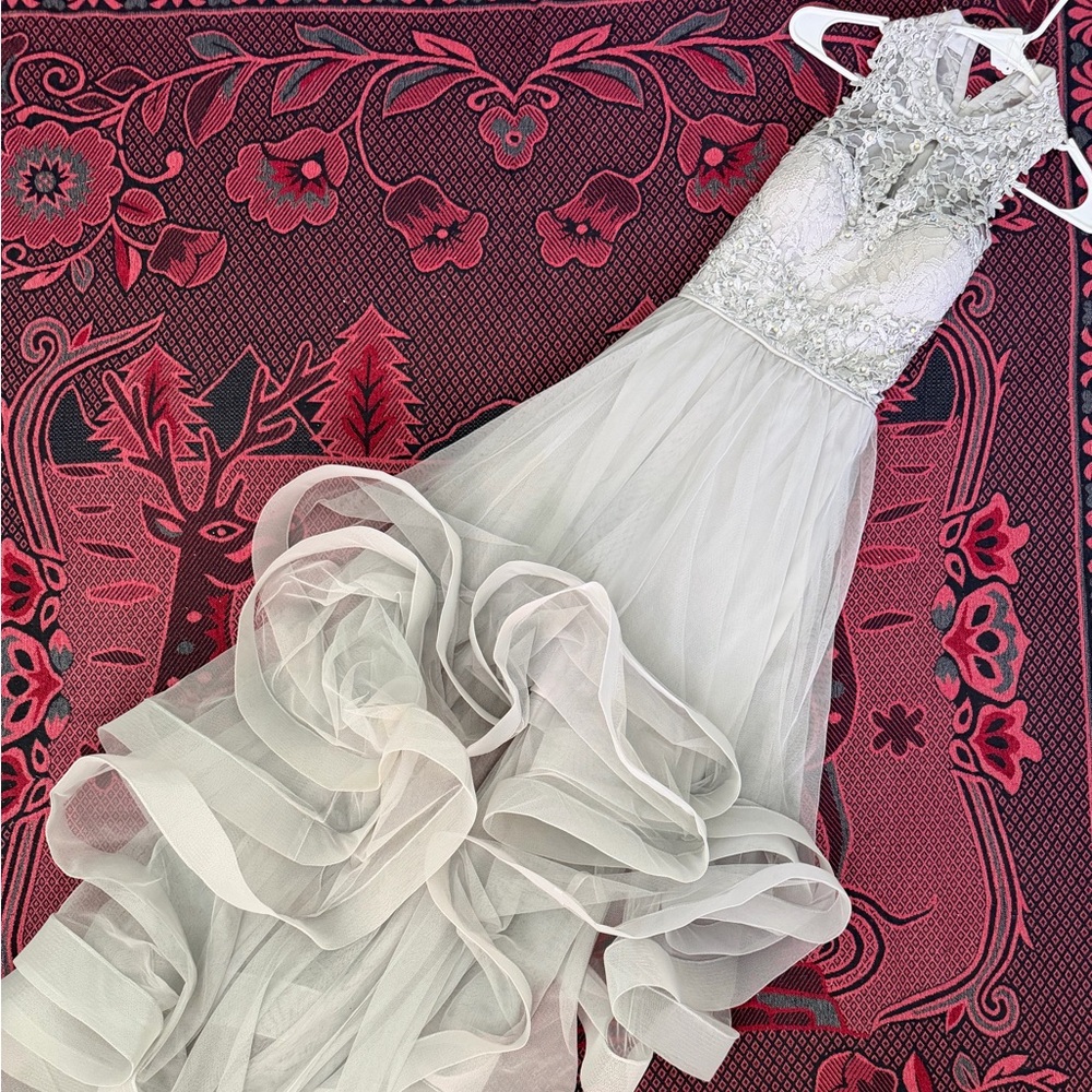 Ivory Lace Bodice Tulle Evening Dress